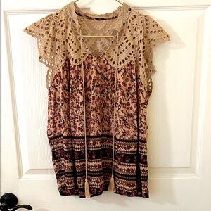 Spirited Boutiques Boho Floral Lace Women's Blouse